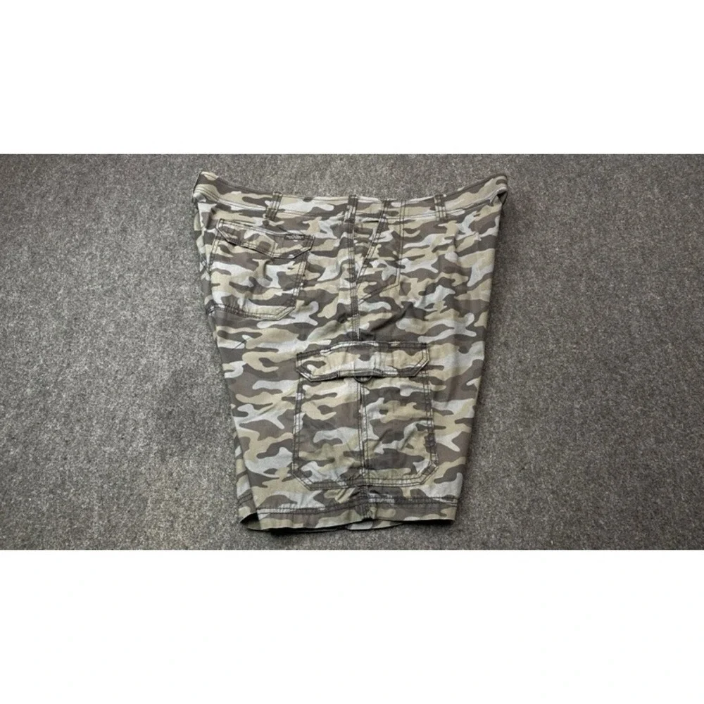 Lee Cargo Shorts Mens 46 Green Camo Extreme Motion Performance Tactical